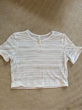 Lululemon White Mesh Crop Short-Sleeve Shirt - Size 10